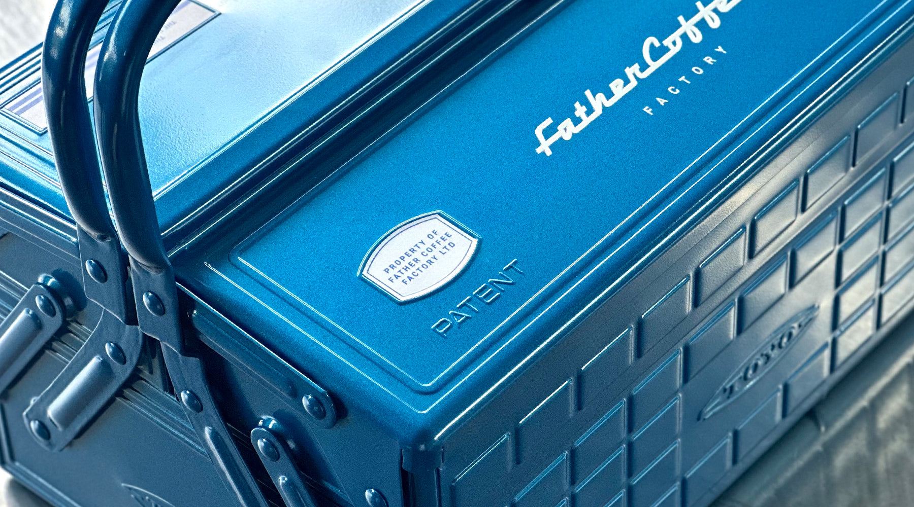 Mega Factory Cantilever Toolbox in Blue